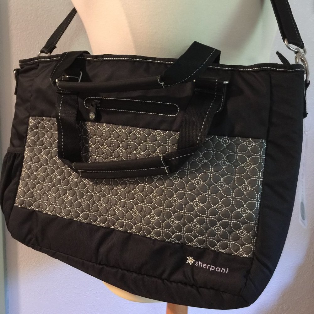 Sherpani Priya Padded Laptop Tote Bag, NWT  bottle holders. 13 x 15 x 4.5